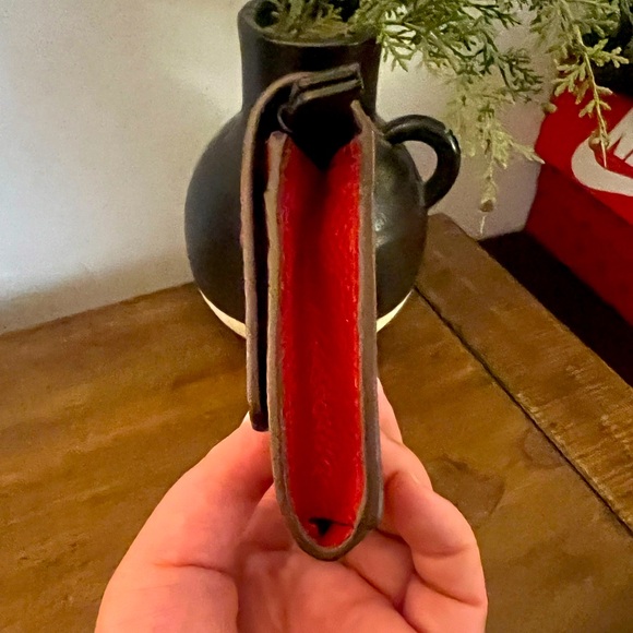 DKNY Keyring Wallet - Picture 7 of 7